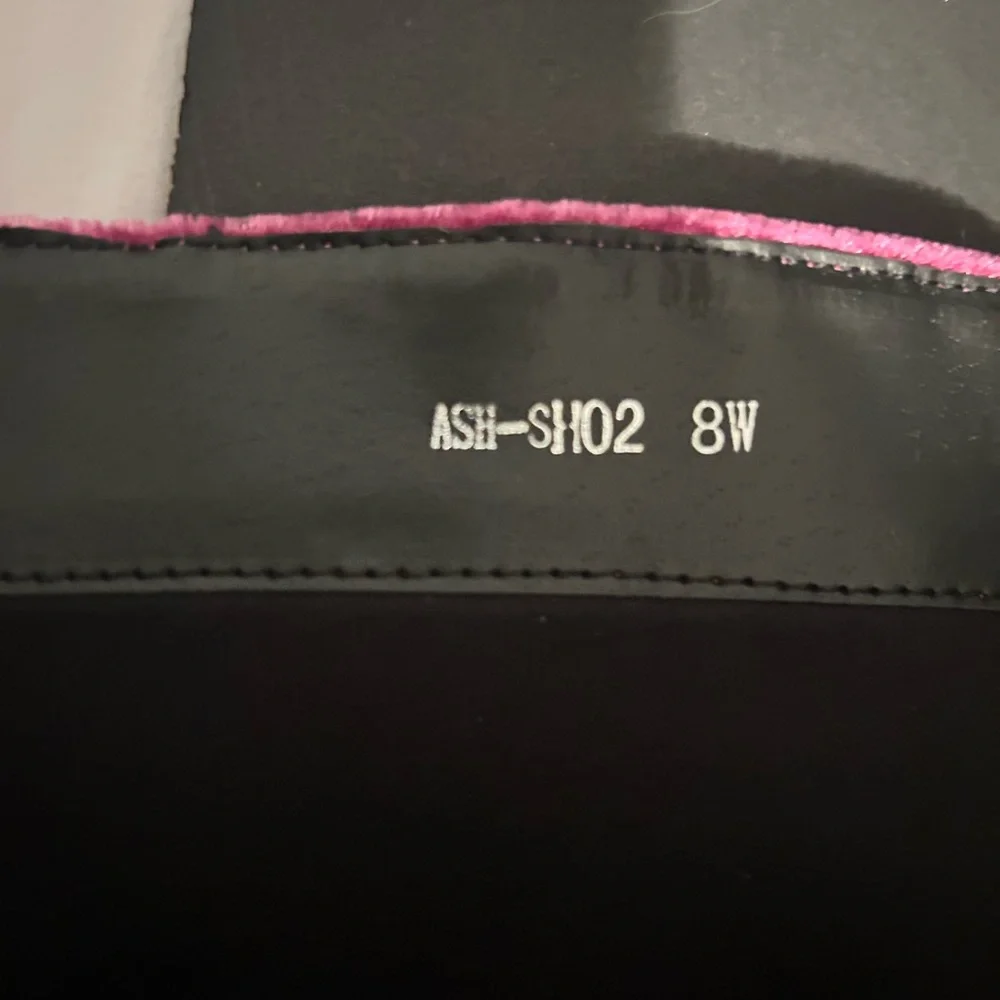 New Wide Calf Size 8W Pink Magenta Velvet With Clear Chunky Heel Boots - Picture 15 of 16